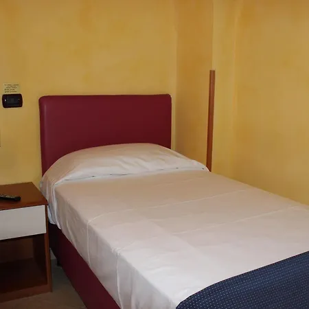 Albergo Ristorante Del Cacciatore 2* Foggia