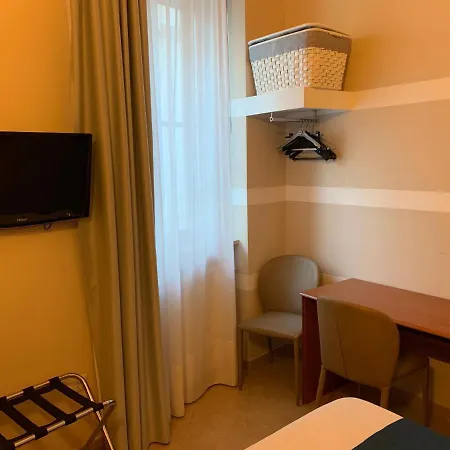 Ristorante Del Cacciatore Hotel 2*
